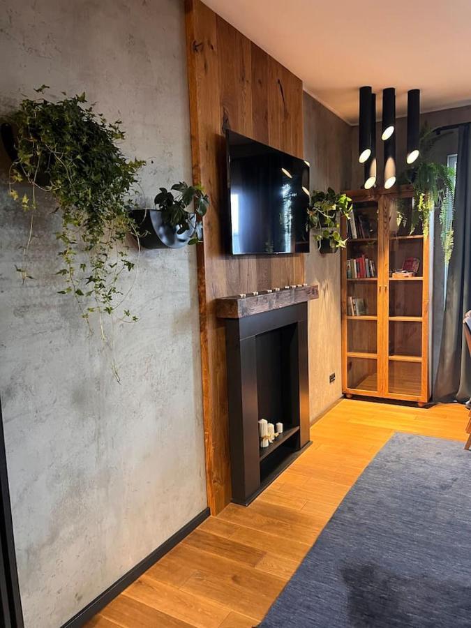 Lake Park Apartament With Free Parking Airport Netflix Apartment Warsaw Luaran gambar
