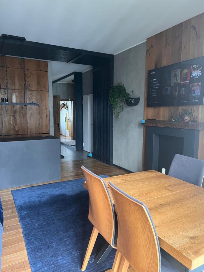 Lake Park Apartament With Free Parking Airport Netflix Apartment Warsaw Luaran gambar