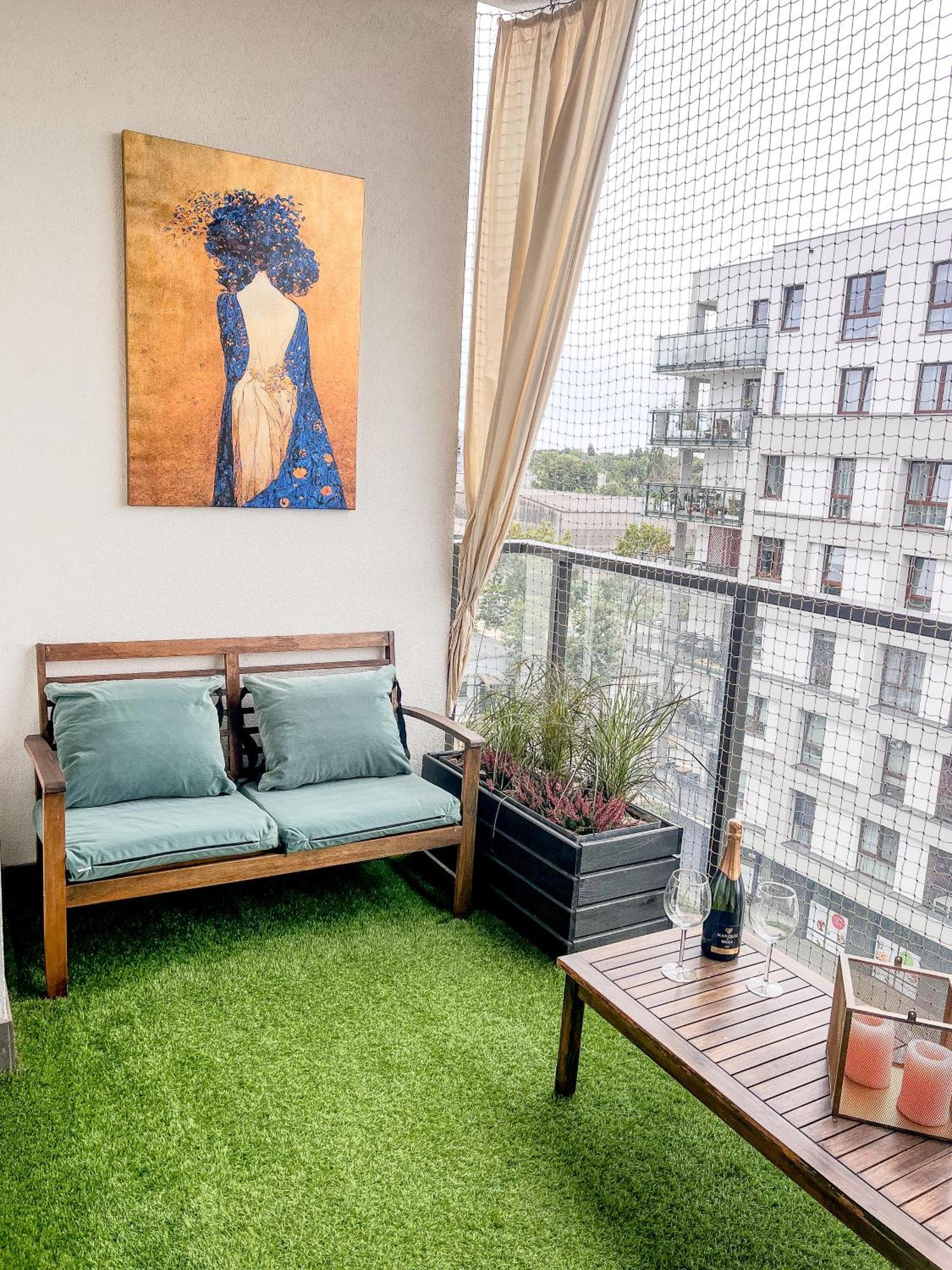 Lake Park Apartament With Free Parking Airport Netflix Apartment Warsaw Luaran gambar